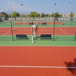 Réalisation de court de Tennis            Equipements, clôtures et surface